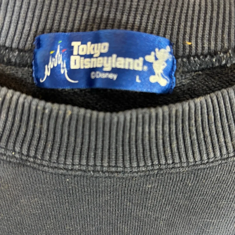 Y2K Tokyo Disneyland Donald Duck Navy Blue Crewneck Sweatshirt - Picture 4 of 6